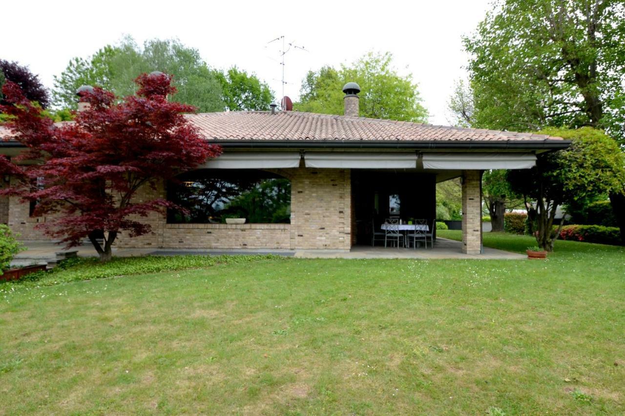 Villa Onorina Carimate Bagian luar foto