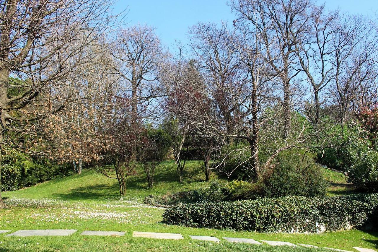 Villa Onorina Carimate Bagian luar foto