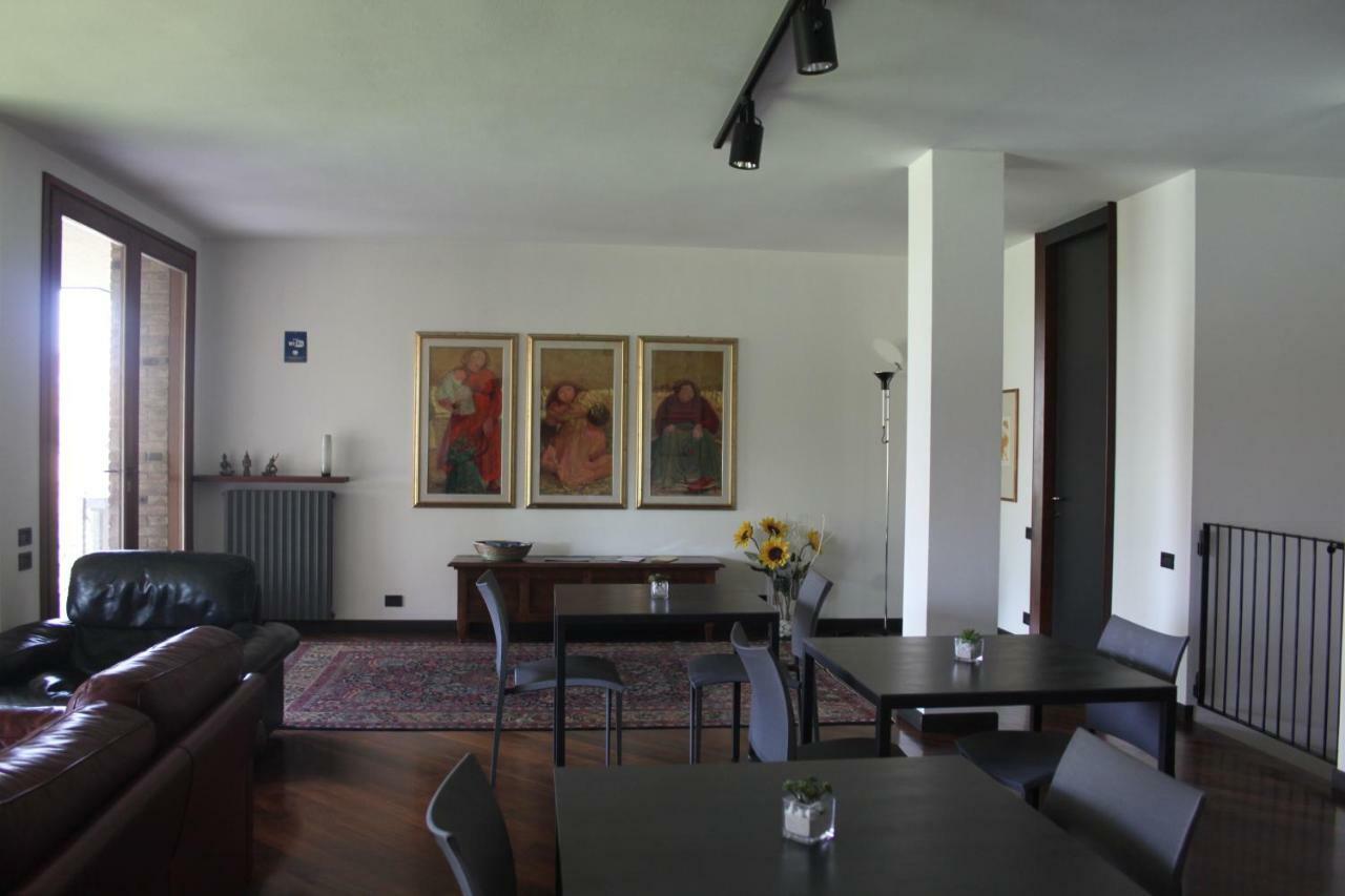 Villa Onorina Carimate Bagian luar foto